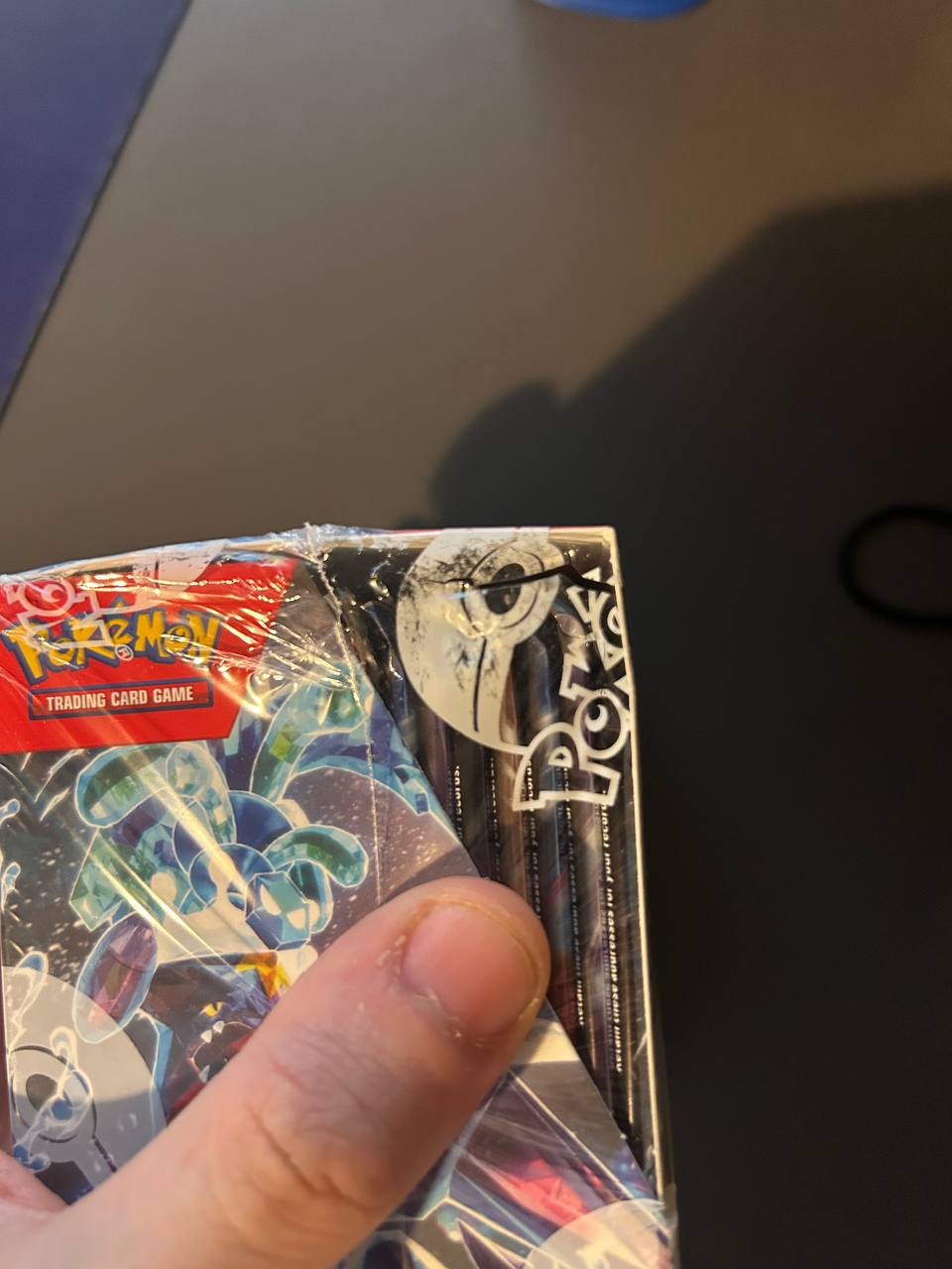 (Damaged Seal) Pokémon TCG: Scarlet & Violet 4 - Paradox Rift Booster Box
