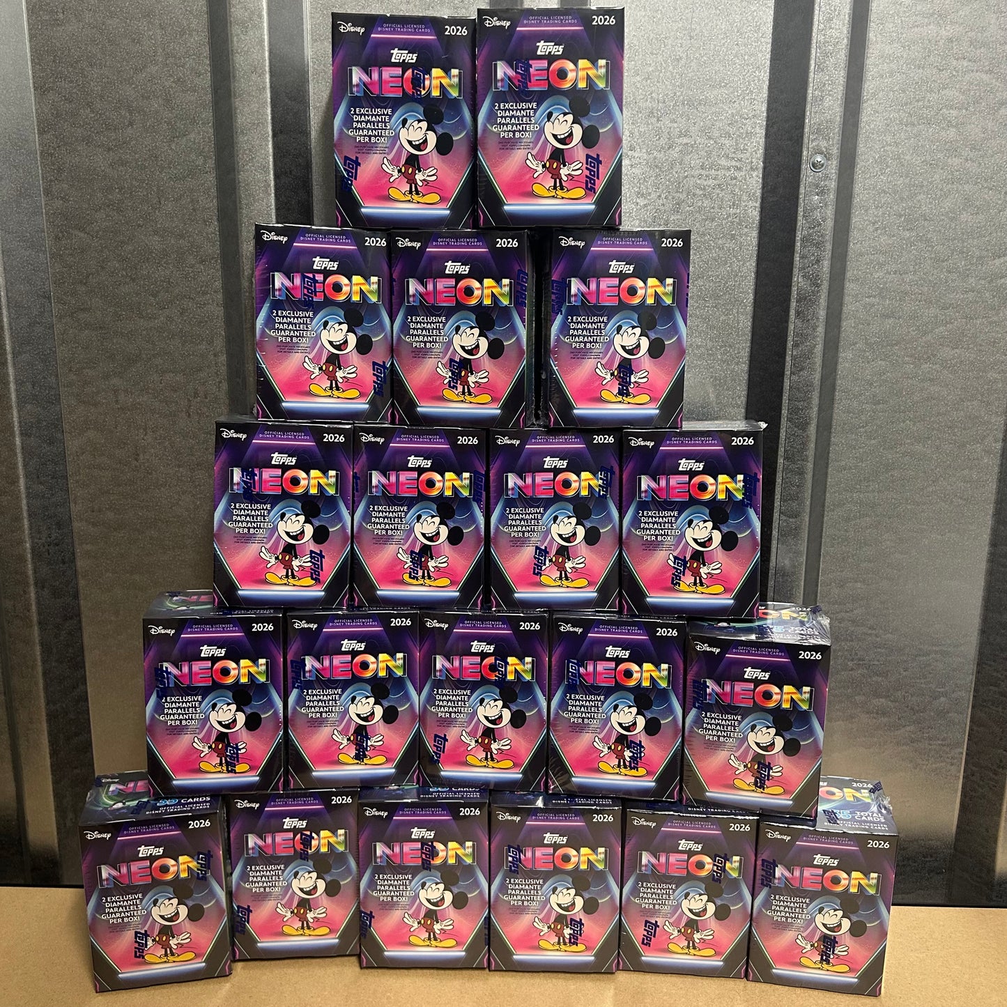 (20 Boxes) Topps 2026 Disney Neon ENT Value Box